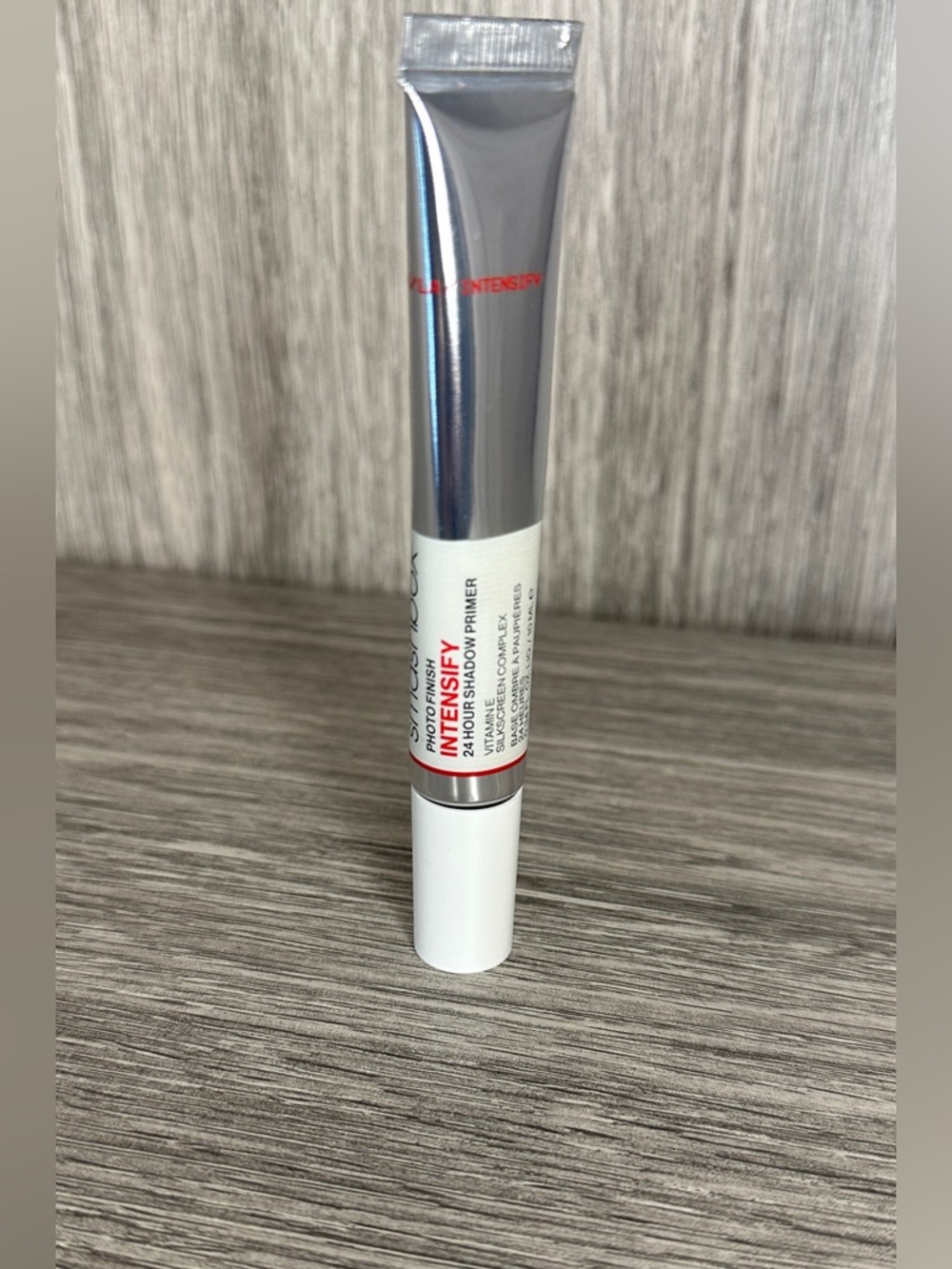 Smashbox Photo Finish Intensify 24-Hour Shadow Primer